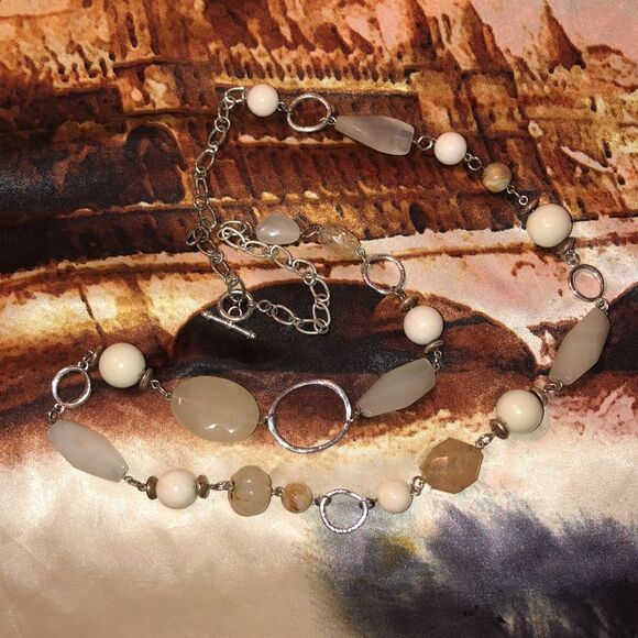 VintageĀ BeadedĀ Necklaceāā - Picture 11 of 14